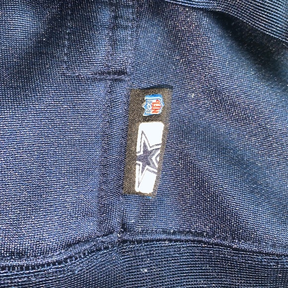 Dallas Cowboys Hoodie - Picture 6 of 9